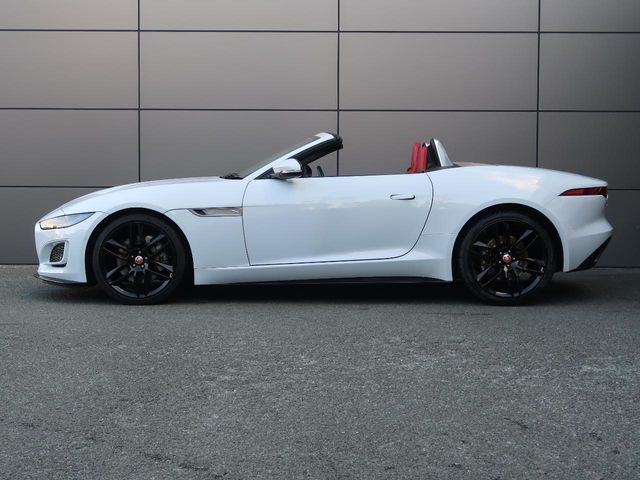 JAGUAR F TYPE 2021 Image 31