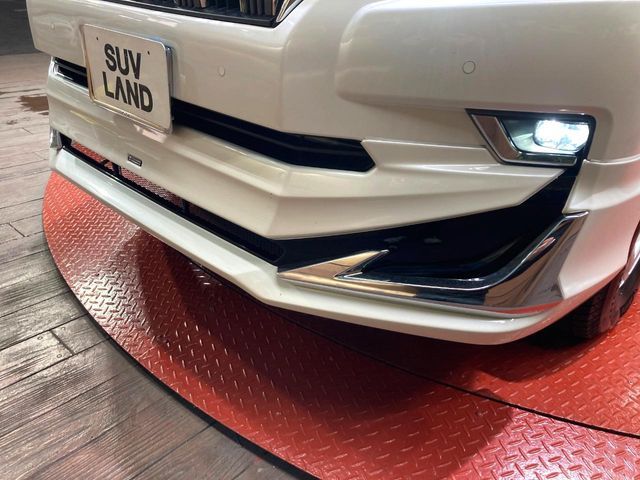 TOYOTA LANDCRUISER PRADO 2023 Image 31