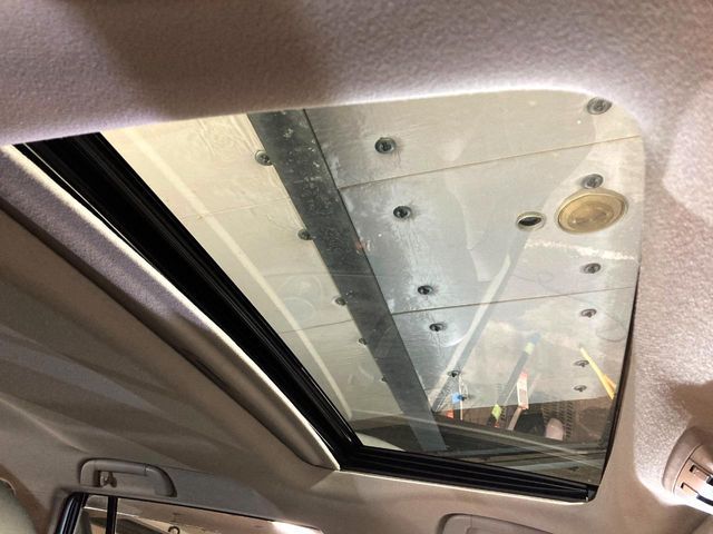 TOYOTA LANDCRUISER PRADO 2023 Image 31