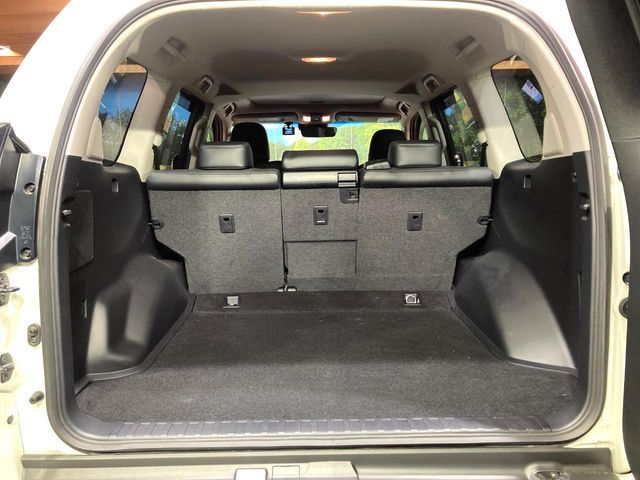 TOYOTA LANDCRUISER PRADO 2023 Image 31