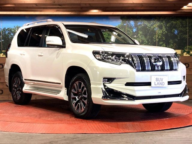 TOYOTA LANDCRUISER PRADO 2023 Image 31