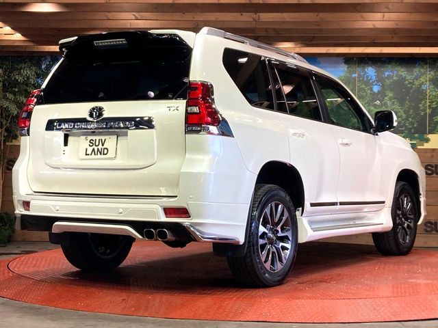 TOYOTA LANDCRUISER PRADO 2023 Image 31