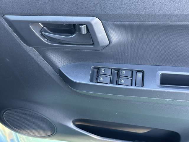 DAIHATSU MIRA E:S 2018 Image 31