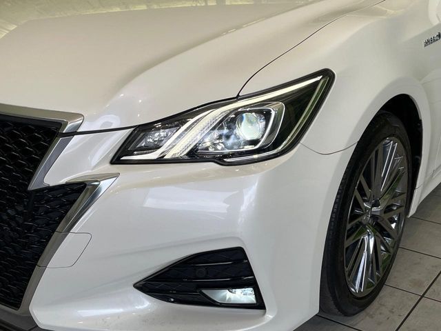 TOYOTA CROWN SEDAN HYBRID 2017 Image 31