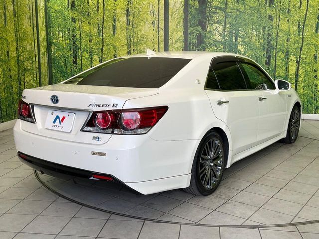 TOYOTA CROWN SEDAN HYBRID 2017 Image 31