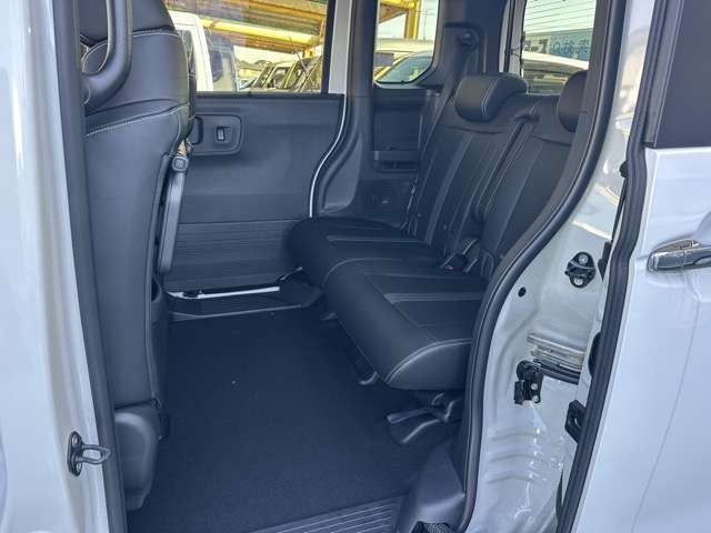 HONDA N BOX CUSTOM 2025 Image 31