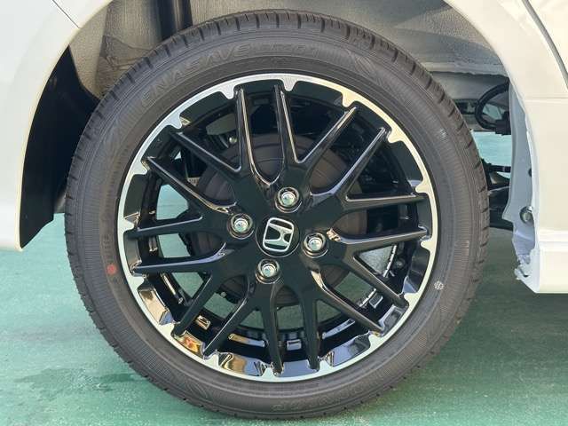 HONDA N BOX CUSTOM 2025 Image 31