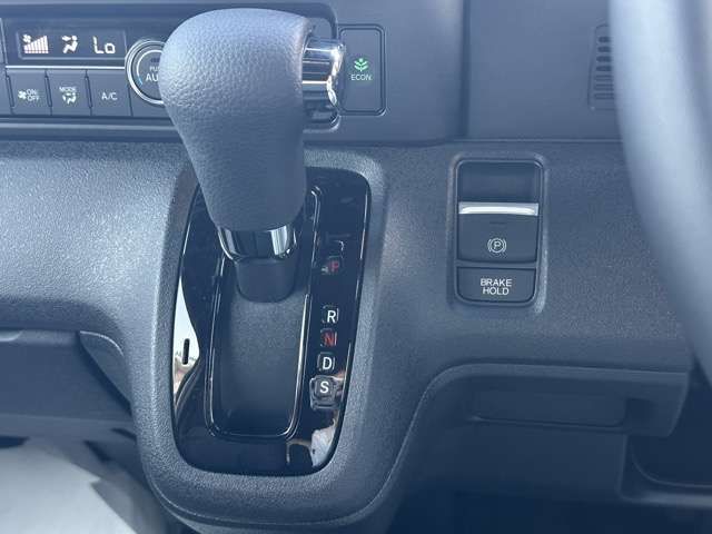 HONDA N BOX CUSTOM 2025 Image 31