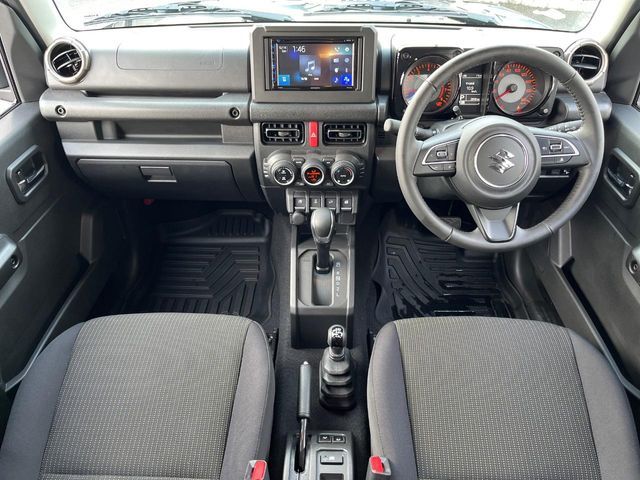 SUZUKI JIMNY NOMADE 2025 Image 31