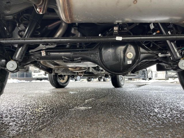 SUZUKI JIMNY NOMADE 2025 Image 31