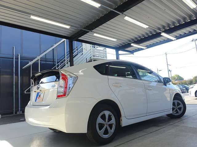 TOYOTA PRIUS 2013 Image 31