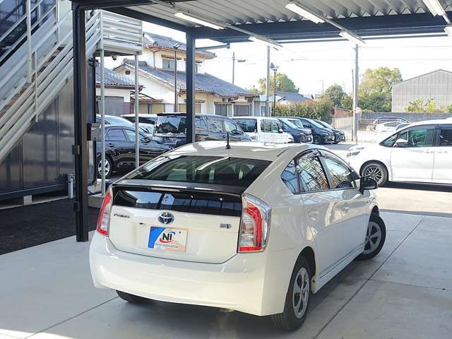 TOYOTA PRIUS 2013 Image 31