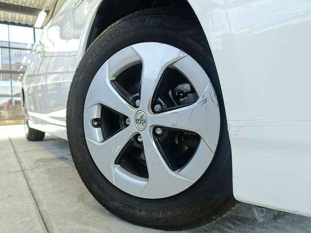 TOYOTA PRIUS 2013 Image 31