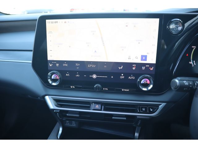 TOYOTA LEXUS RX450H+ 2023 Image 31