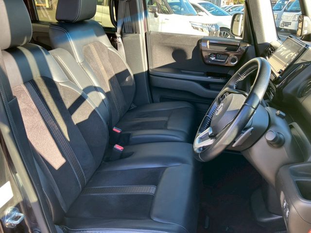 HONDA N BOX CUSTOM 2017 Image 31