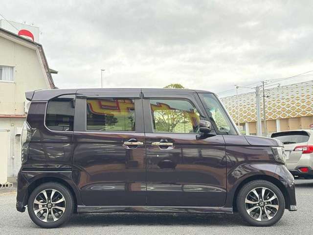 HONDA N BOX CUSTOM 2018 Image 31