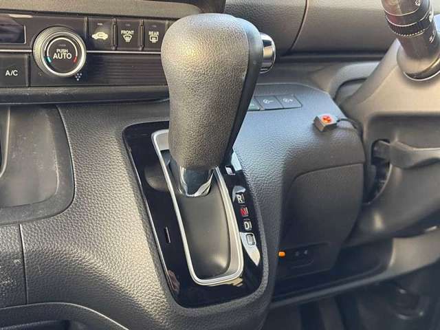 HONDA N BOX CUSTOM 2018 Image 31