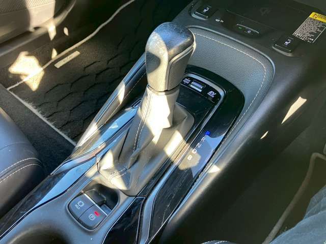 TOYOTA COROLLA TOURING HYBR 2020 Image 31