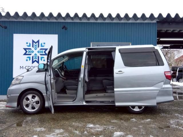 TOYOTA ALPHARD V 2005 Image 31