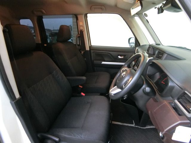 TOYOTA TANK 2019 Image 31