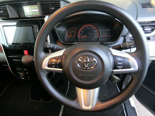 TOYOTA TANK 2019 Image 31