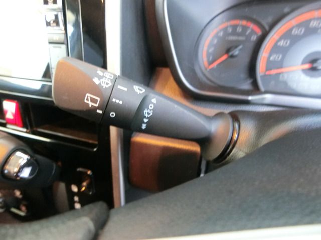 TOYOTA TANK 2019 Image 31