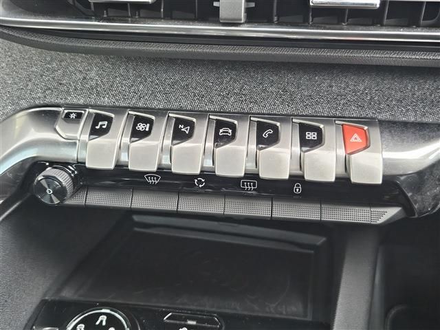 PEUGEOT 3008 2017 Image 31