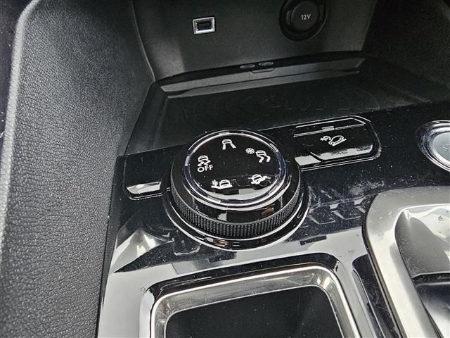 PEUGEOT 3008 2017 Image 31