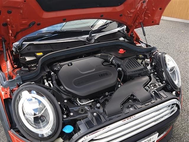 BMW MINI COOPER D 5DOOR 2021 Image 31