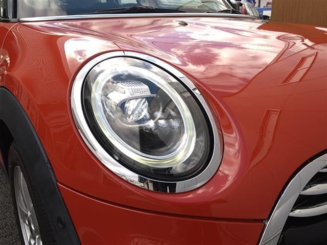 BMW MINI COOPER D 5DOOR 2021 Image 31