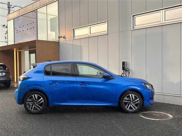 PEUGEOT 208 2020 Image 31