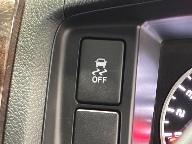 TOYOTA HIACE VAN 2WD 2019 Image 31