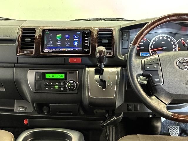 TOYOTA HIACE VAN 2WD 2019 Image 31