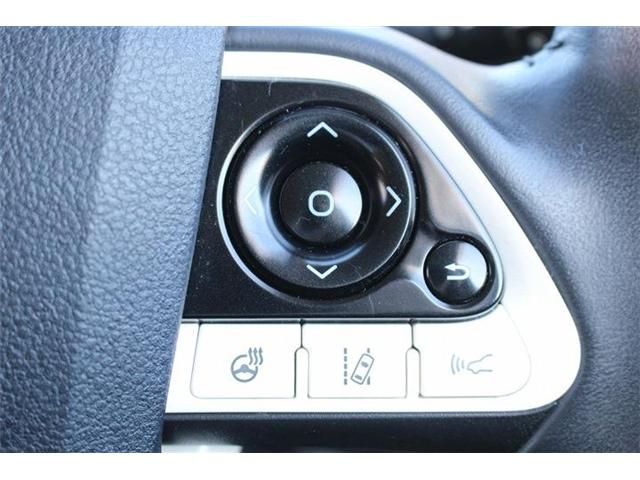 TOYOTA PRIUS PHV 2017 Image 31