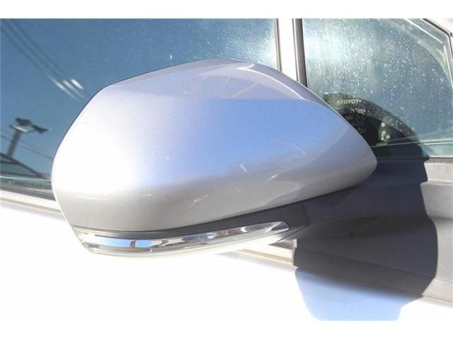 TOYOTA PRIUS PHV 2017 Image 31