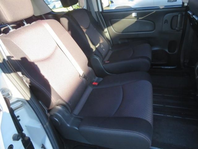 NISSAN SERENA  S-HYBRID 2013 Image 31