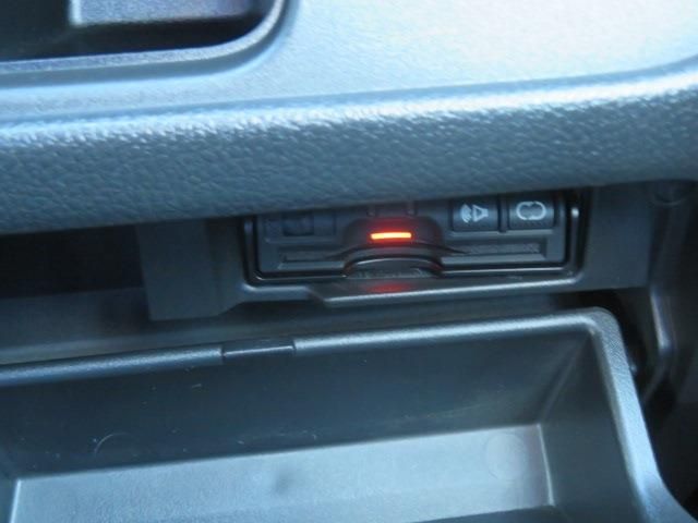 NISSAN SERENA  S-HYBRID 2013 Image 31