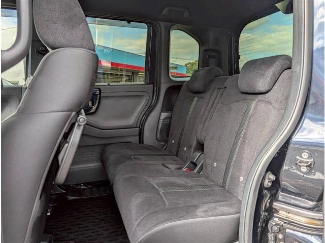 HONDA N BOX CUSTOM 2023 Image 31