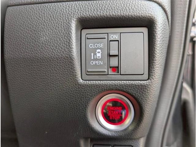 HONDA N BOX CUSTOM 2023 Image 31