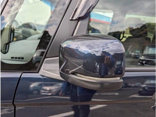 HONDA N BOX CUSTOM 2023 Image 31