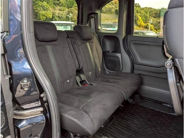 HONDA N BOX CUSTOM 2023 Image 31