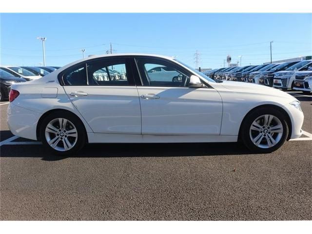 BMW 3SERIES SEDAN 2017 Image 31