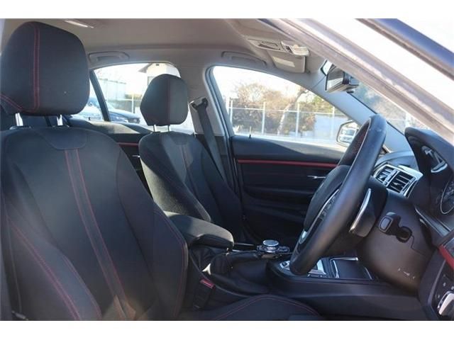 BMW 3SERIES SEDAN 2017 Image 31