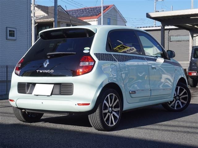 RENAULT TWINGO 2019 Image 31