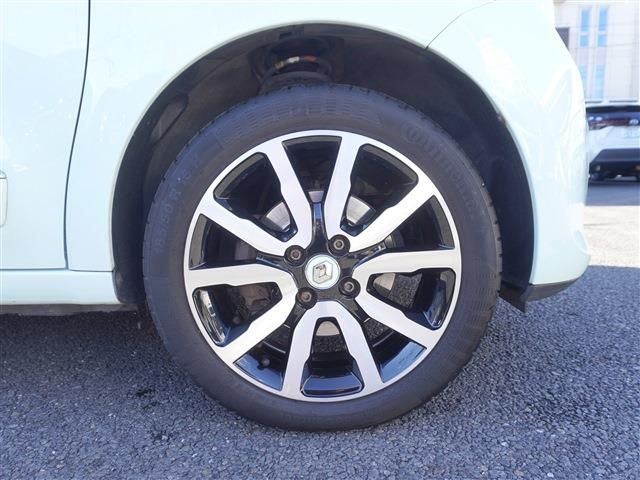 RENAULT TWINGO 2019 Image 31