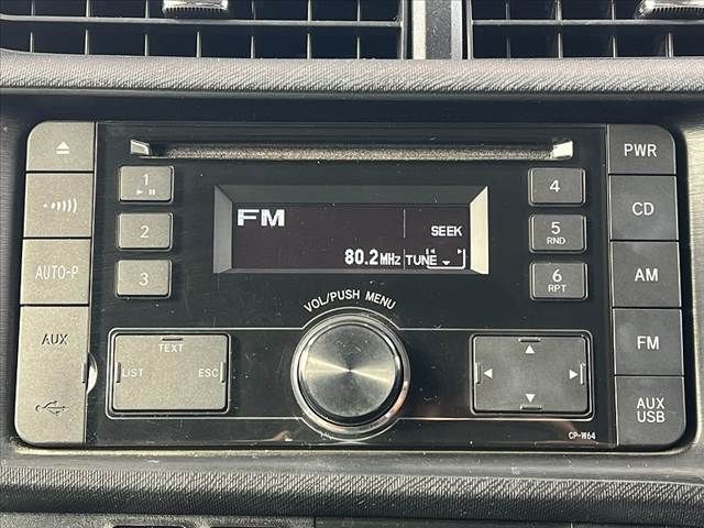 TOYOTA AQUA 2015 Image 31