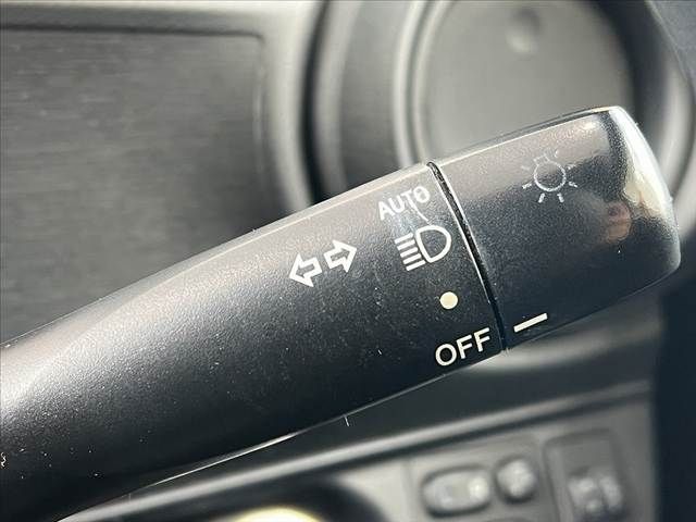 TOYOTA AQUA 2015 Image 31