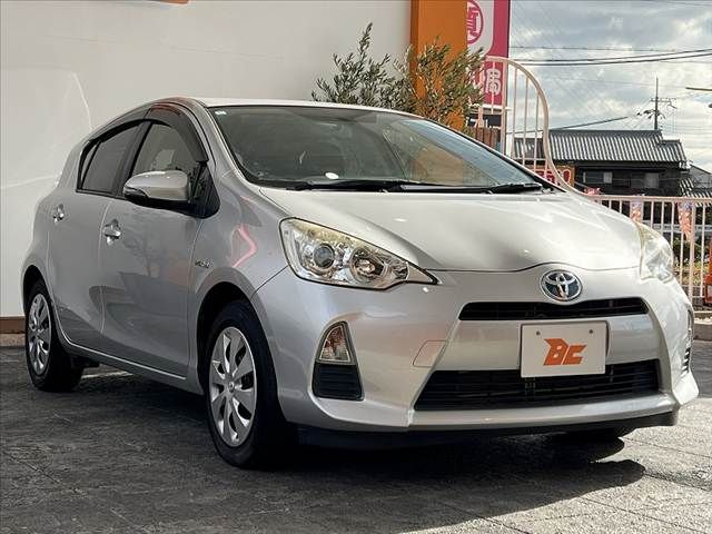 TOYOTA AQUA 2015 Image 31