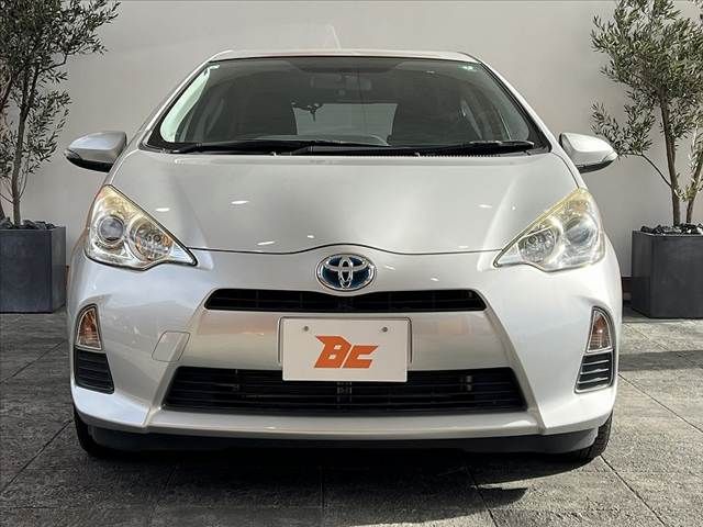 TOYOTA AQUA 2015 Image 31