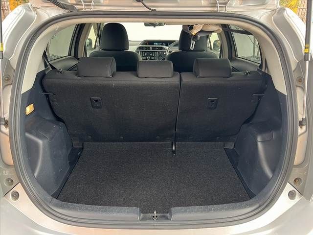 TOYOTA AQUA 2015 Image 31